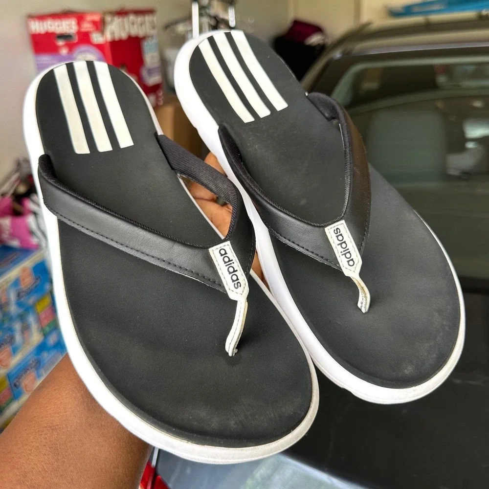 Adidas Comfort Flip Flop Thong Sandals Men's Size 10 Black White